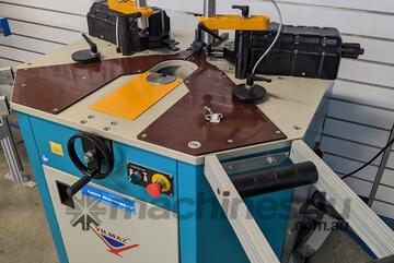 LUNA Heavy Duty Aluminium Corner Crimping Machine 'Best in Class'