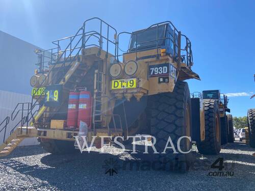 CATERPILLAR 793 D Dump Trucks