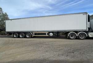 2006 Peki Multitemp Triaxle refrigerated pantec