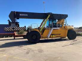 2014 OMEGA RS70 Reach Stacker - picture0' - Click to enlarge