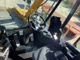 2014 OMEGA RS70 Reach Stacker - picture2' - Click to enlarge