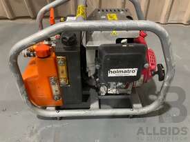 HOLMATRO Hydraulic Pump PU 30 - picture2' - Click to enlarge