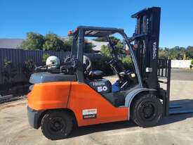 Toyota Forklift 5T Low Hours Deluxe Model  - picture1' - Click to enlarge