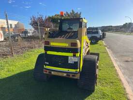 Skid Steer CAT 267B 2006 Track Machine 4933 hours No AC - picture2' - Click to enlarge