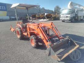 Kubota B2320 - picture0' - Click to enlarge