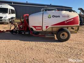 2017 Croplands Weed-It 4000 Single Axle Weed Sprayer Trailer - picture2' - Click to enlarge