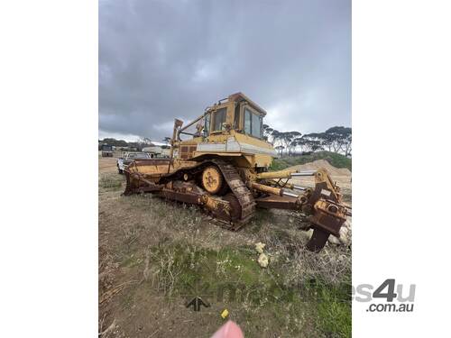 For Auction: Caterpillar D6H Bulldozer