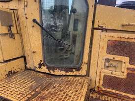 For Auction: Caterpillar D6H Bulldozer - picture0' - Click to enlarge