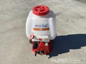 Unused Lion Power Sprayer 2ST 15L - picture0' - Click to enlarge