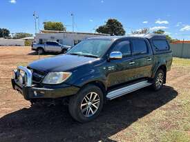 2008 TOYOTA HILUX SR5 UTE - picture1' - Click to enlarge