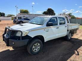 2012 TOYOTA HILUX WORKMATE UTE - picture1' - Click to enlarge