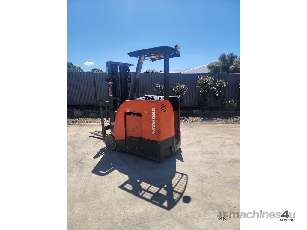 Used 2013 raymond Toyota Forklift 1 6T Electric Container Mast