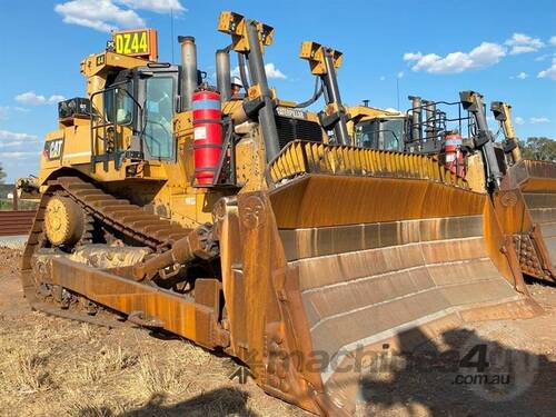 Caterpillar D10T