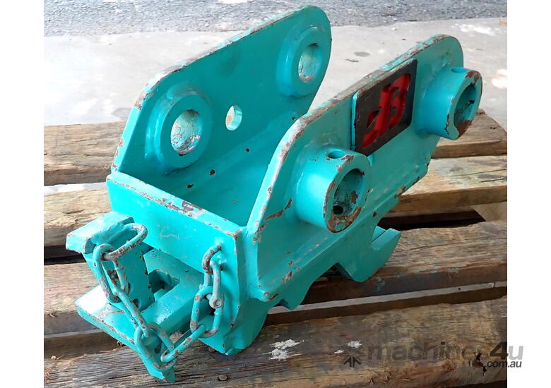 caption New 3-5 ton (40mm pin) JB Excavator Mechanical Quick Hitch Coupler