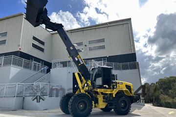   TL650 Telescopic Wheel Loader