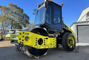 2024 Multipac 107H 7.5T Single Drum roller