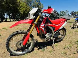 HONDA CRF 250L MOTORBIKE - picture0' - Click to enlarge