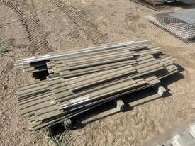 Assorted Livestock Crate Rails  - picture1' - Click to enlarge