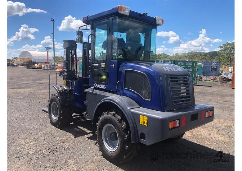 caption Apache 3 Tonne Rough Terrain Forklift
