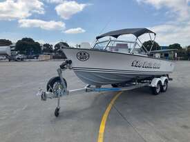 Unbranded Fibreglass Boat & Trailer - picture1' - Click to enlarge