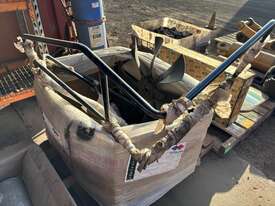 Pallet Of Hand Rails, 1 x Caterpillar 988H Hand Rails, 1 x Caterpillar Excavator Hand Rails - picture2' - Click to enlarge