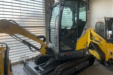   EZ26-2 AIRCAB EXCAVATOR 5 YR WARRANTY