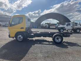2016 Mitsubishi Canter 7/800 Cab Chassis - picture2' - Click to enlarge
