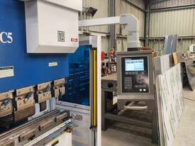 Press brake cnc - picture0' - Click to enlarge