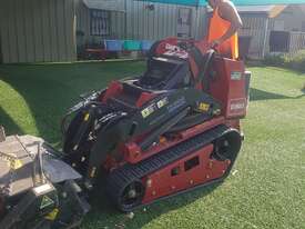 TORO TX1000 TRACK LOADER - picture1' - Click to enlarge