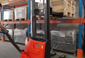 EP 1.2T PEDESTRIAN STACKER -Electric 24V 3580 mm high lift