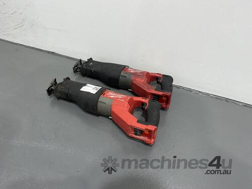 Milwaukee cordless reciprocating saws