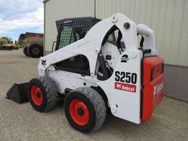 2008 BOBCAT S250 Wheeled Skid Steer Loader - picture1' - Click to enlarge