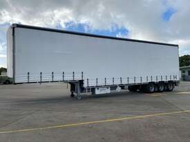 2004 Topstart Tri Axle Drop Deck Curtainside B Trailer - picture2' - Click to enlarge