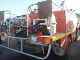 1990 ISUZU FTS5WF EMERGENCY RESPONSE TRUCK - picture2' - Click to enlarge