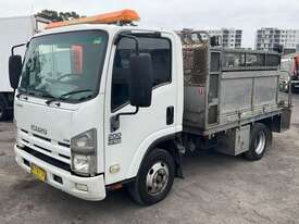 2008 Isuzu NPR 200 Short Service Body - picture1' - Click to enlarge