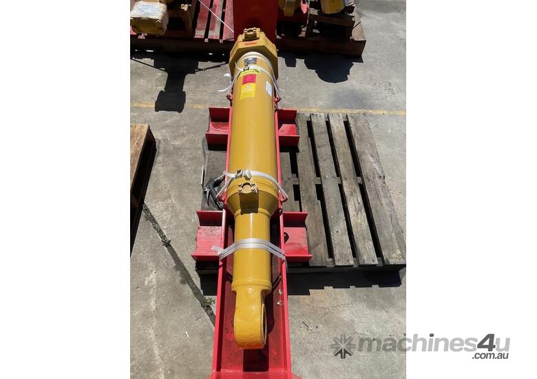 caption 9T-5888 - CAT D11T/R/N RIPPER TILT CYLINDER RECONDITIONED P/N:9T5888