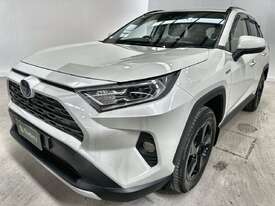 2020 Toyota RAV4 AXAH54R Cruiser Wagon 5dr CVT 6sp eFour 2.5i/88kW Hybrid(Ex Lease) - picture0' - Click to enlarge