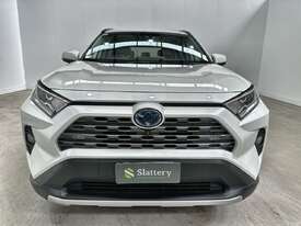 2020 Toyota RAV4 AXAH54R Cruiser Wagon 5dr CVT 6sp eFour 2.5i/88kW Hybrid(Ex Lease) - picture0' - Click to enlarge