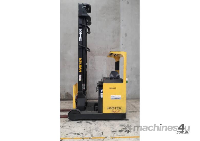 caption Hyster R1.6H Reach Stacker