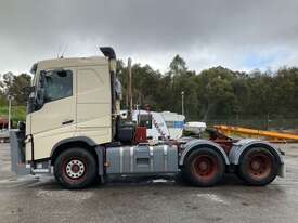 2014 Volvo Fh Prime Mover - picture2' - Click to enlarge