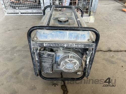 Saber 6500W 7.5kVA 15HP Generator (Unreserved)