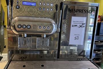 3 years excelllent condition Nespresso AG220