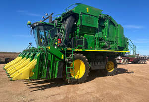 John Deere CP690 Cotton Picker/Stripper Harvester/Header
