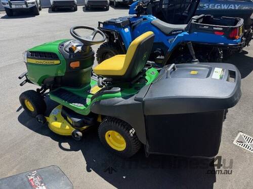 John Deere X166R Lawn Garden Tractors