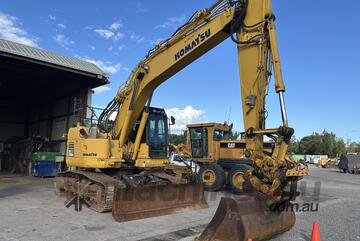 2017 Komatsu PC228US-8 Excavator