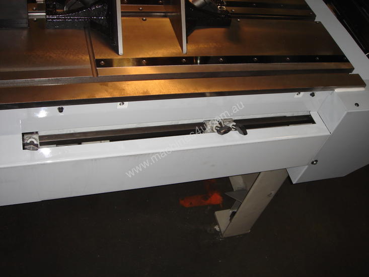 caption Marvel Semi Automatic - Mitre Vertical Bandsaw