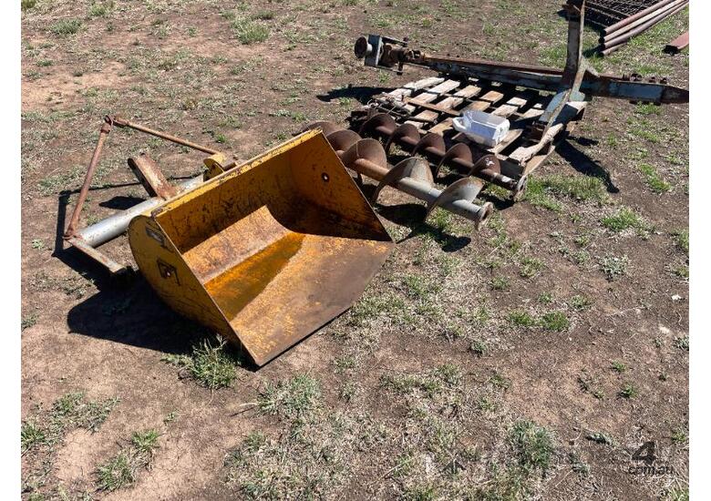 caption Moorehouse Gyro Post Hole Digger,