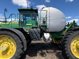 2012 John Deere 4940 SP Crop Sprayer - picture0' - Click to enlarge