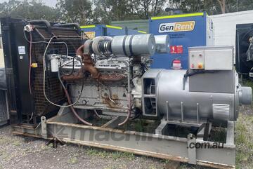 EOFY SPEICAL 800 kVA generator very low hours, recently rewound and reconditioned 415V alternator,