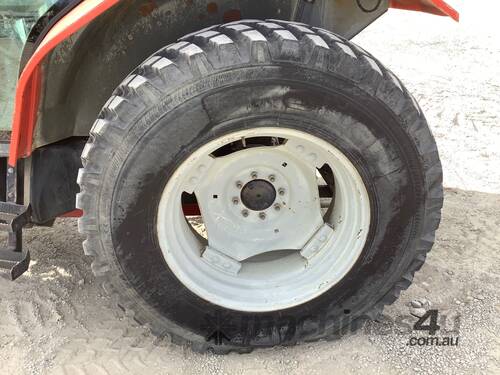 caption 2008 Massey Ferguson 4235 4WD Tractor / Loader